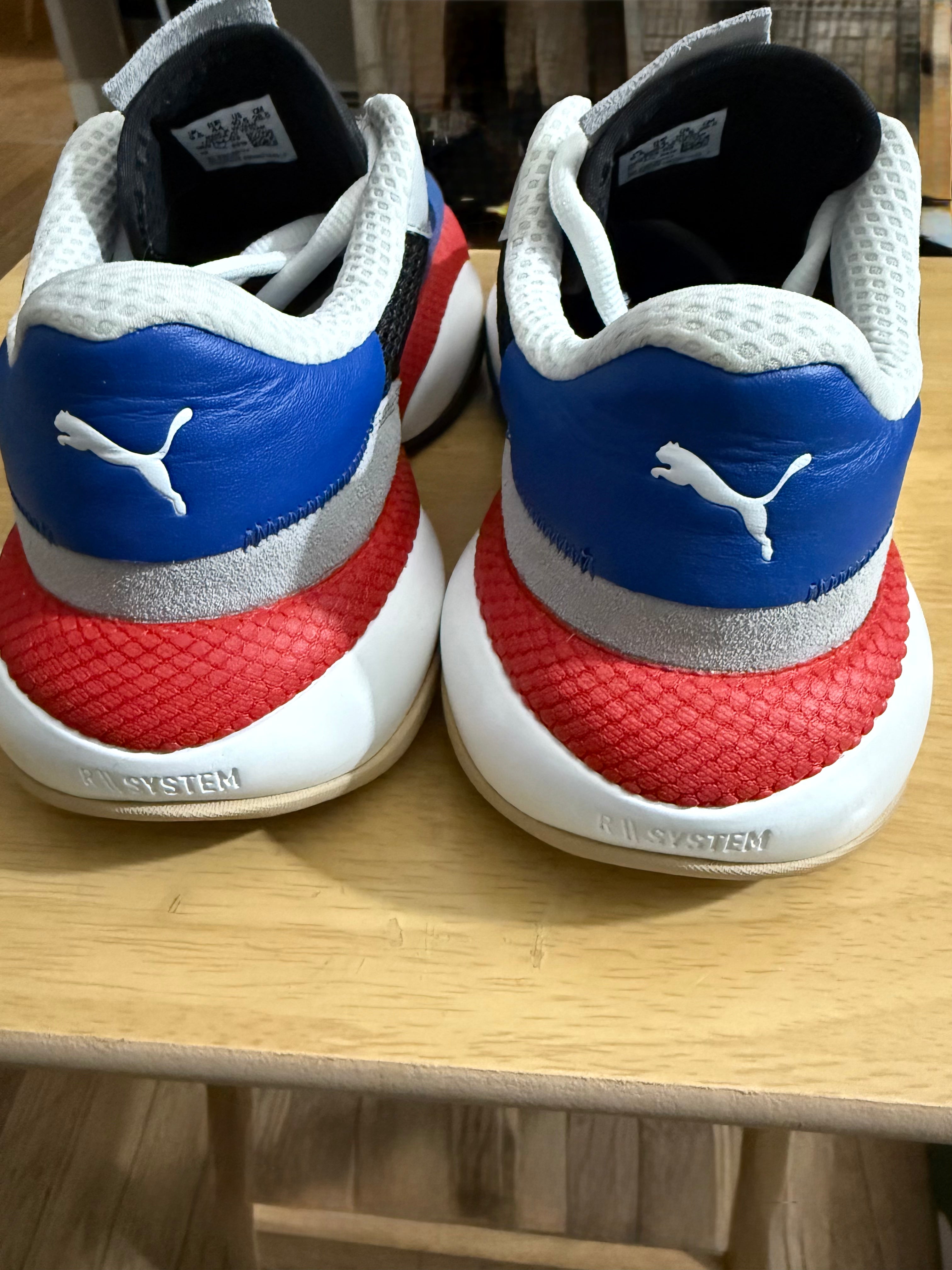 Puma Sneakers